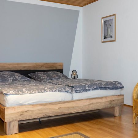 Ferienwohnung In Woerrstadt Luaran gambar
